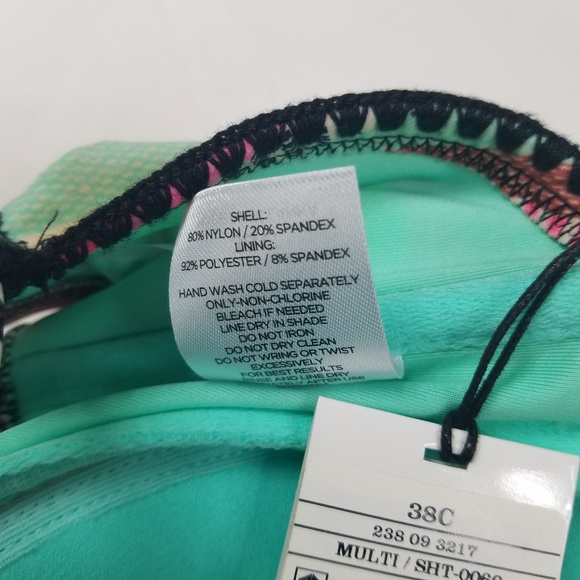 Shade & Shore Geometric Stripe Bikini Top Size 38C - Picture 7 of 7